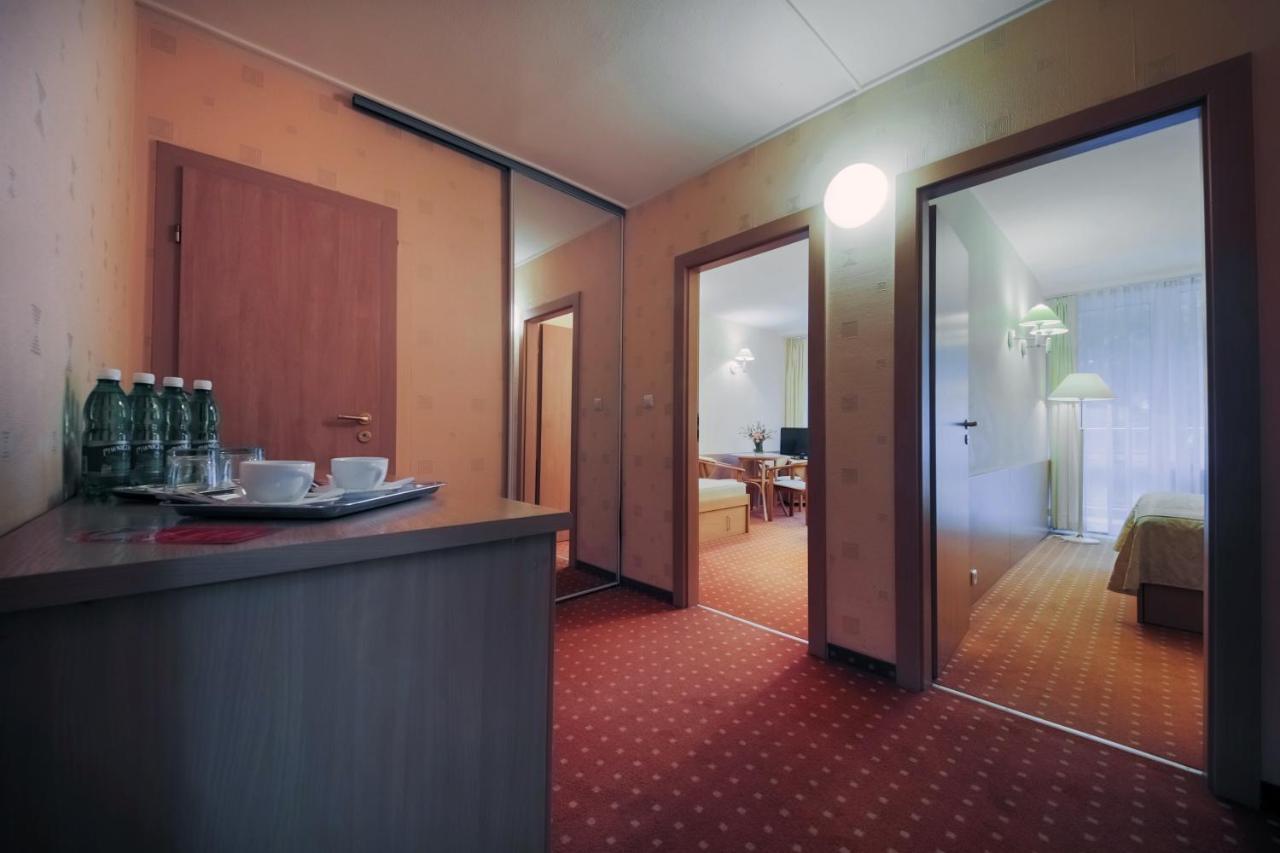 Hotel Perla Poludnia Rytro Bagian luar foto