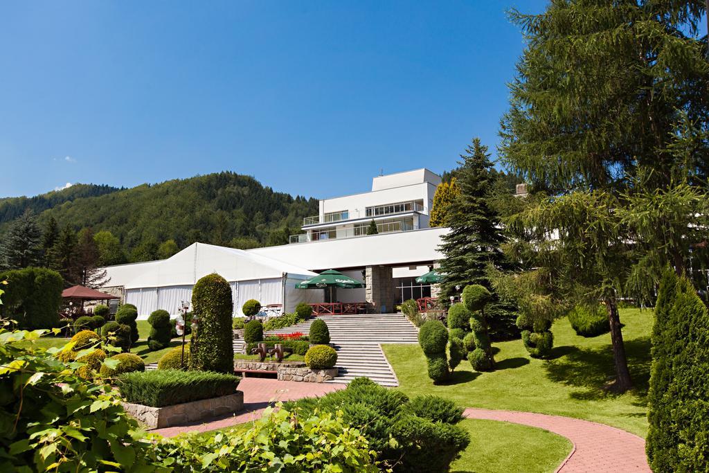 Hotel Perla Poludnia Rytro Bagian luar foto