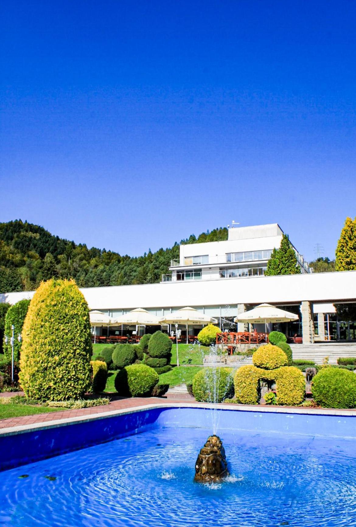 Hotel Perla Poludnia Rytro Bagian luar foto