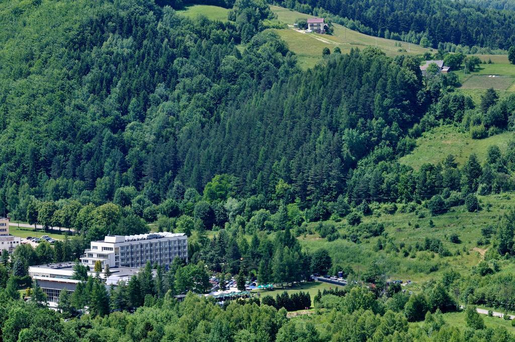 Hotel Perla Poludnia Rytro Bagian luar foto